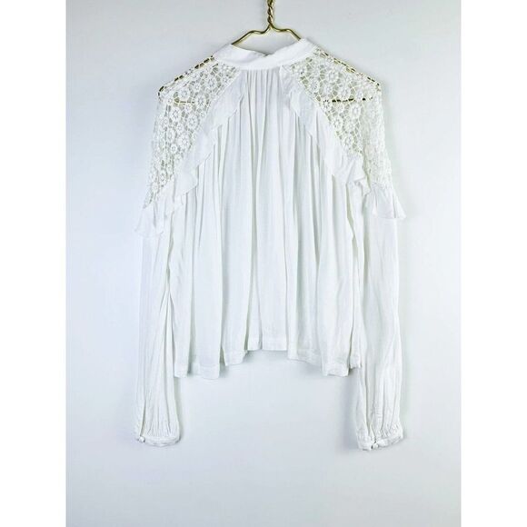 Free People Sz M A Little Bit Of Love White Crochet Shoulders Blouse - Picture 9 of 9